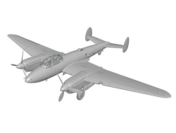Модель сборная ZVEZDA Пикирующий бомбардировщик ПЕ-2, 1:48