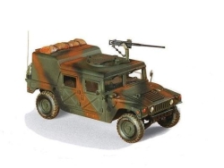 Модель Сборная ZVEZDA Американский армейский вездеход "Хаммер", 1:35