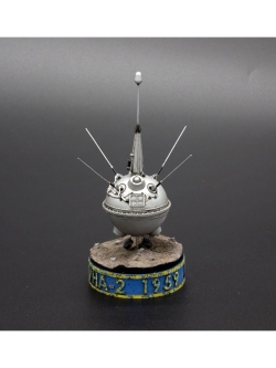 Сборная модель Red Iron Models Советская АМС Луна-2, 1/35 - RIM35036